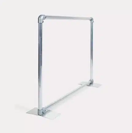 Cadres auto-portants pour bâche