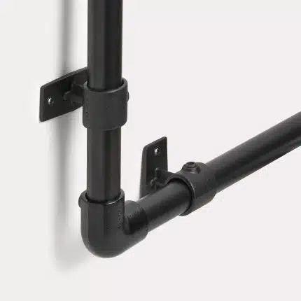 Cadres muraux pour bâche