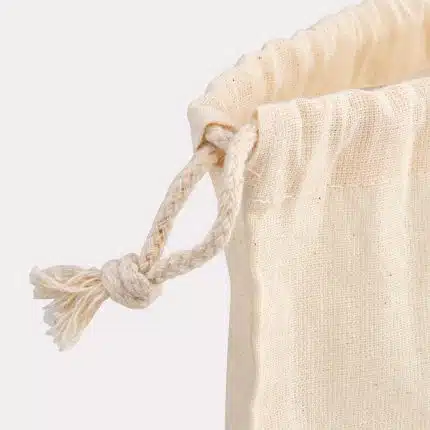Sacs en coton avec cordons de serrage