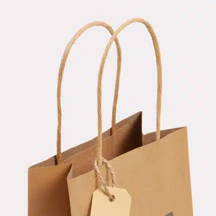 Sacs en papier avec fenêtre