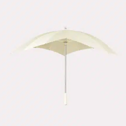 Parapluies en forme de cœur